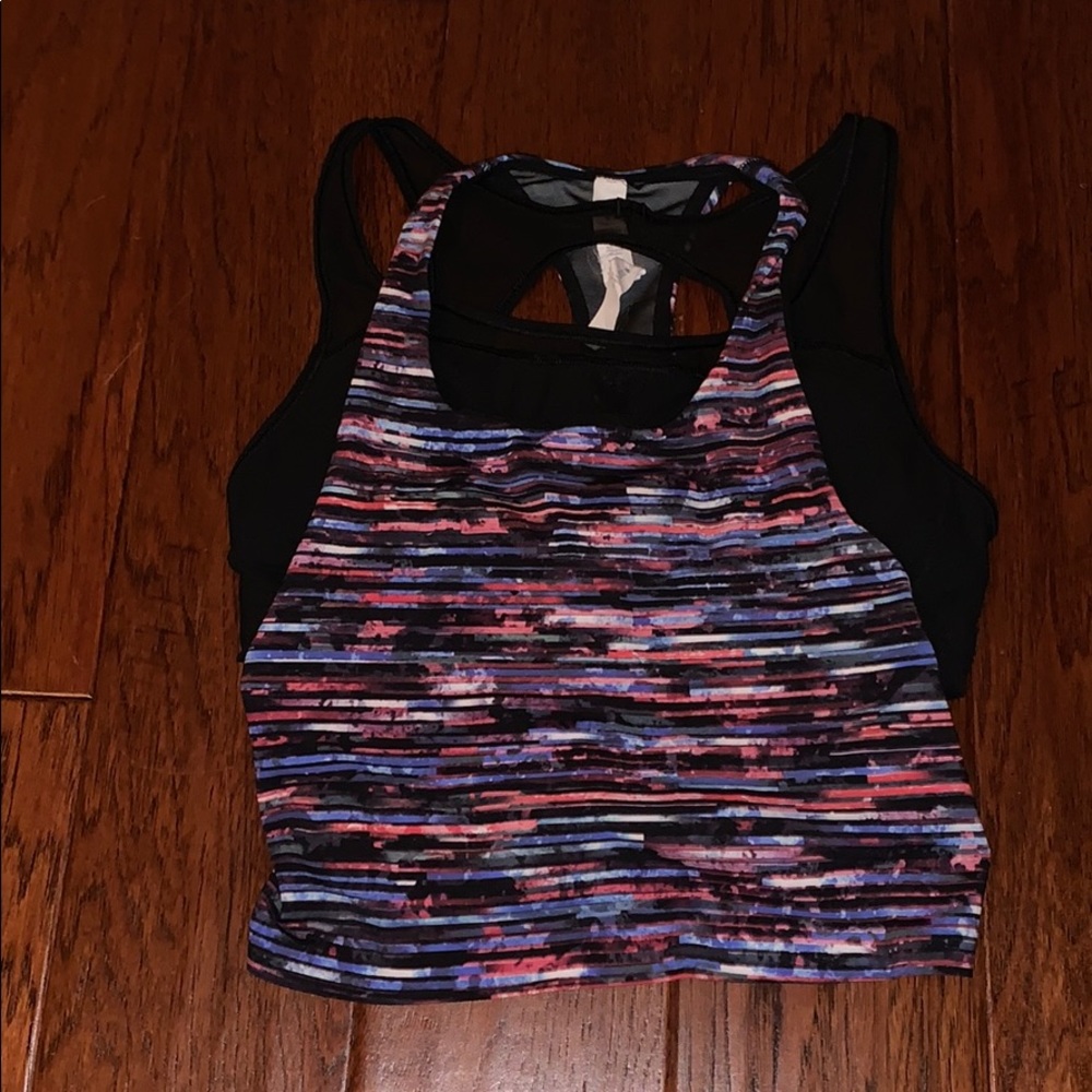 Lululemon crop top